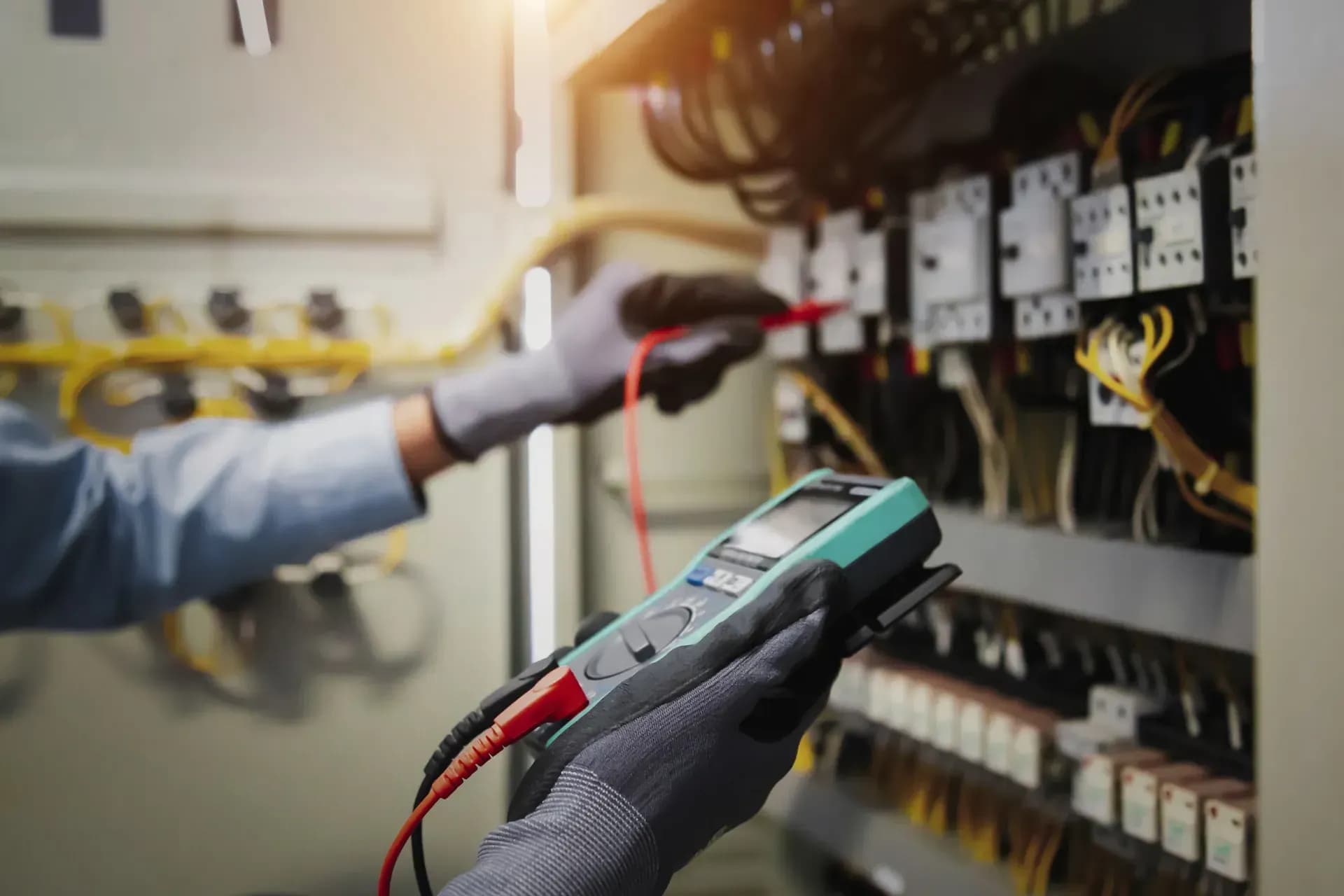 Elektroinstallationen für Unternehmen in Wels – Planung & Umsetzung